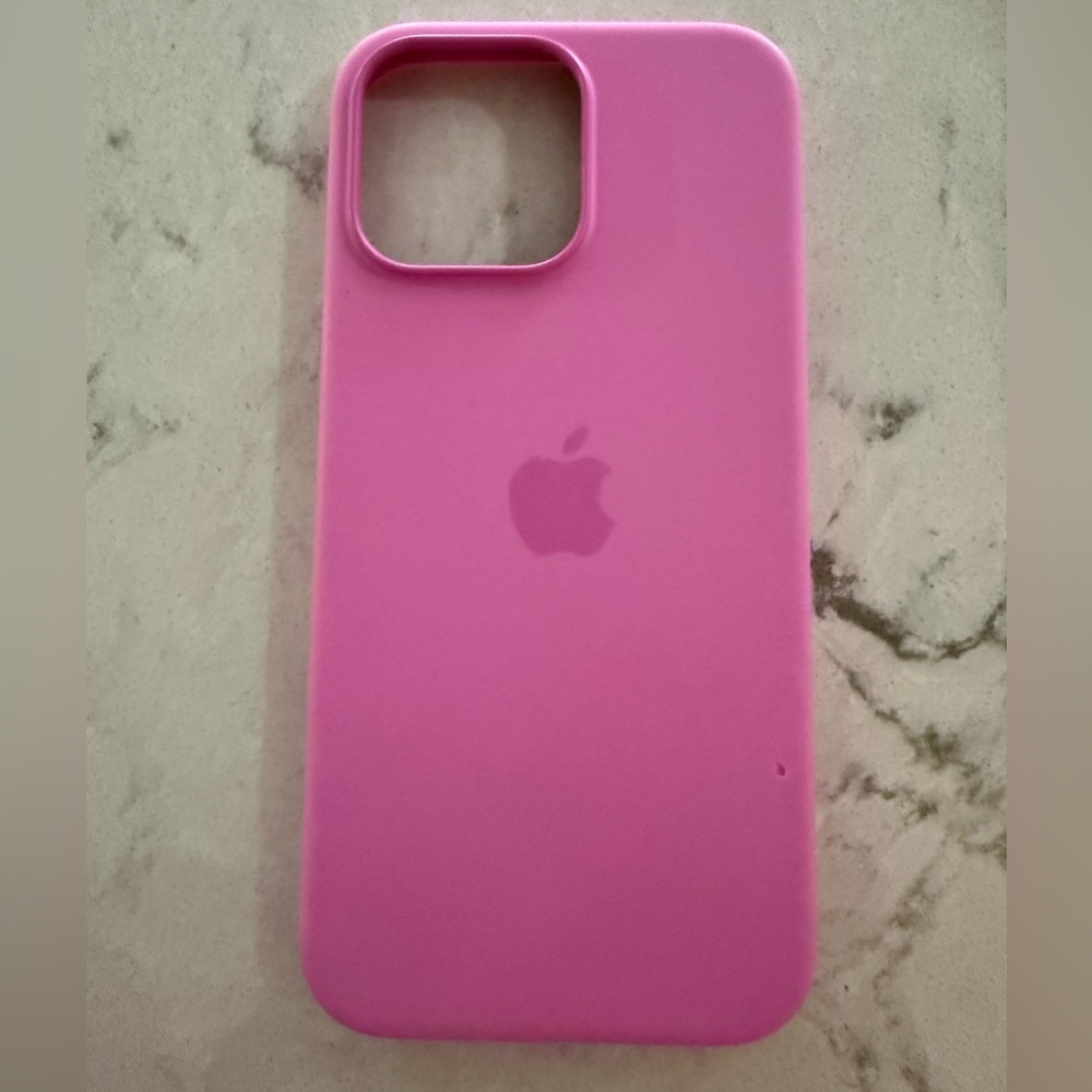 Apple Silicone iPhone 16 Pro Max Case in Peony with MagSafe